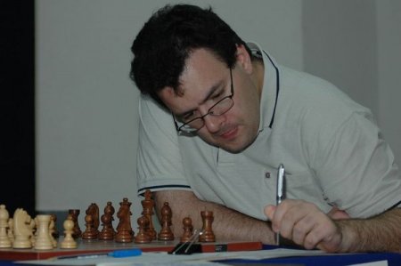 Эмиль Сутовский. Портрет шахматиста