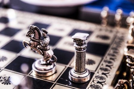 В Италии опубликовали онлайн самую старую книгу об игре в шахматы XVI века